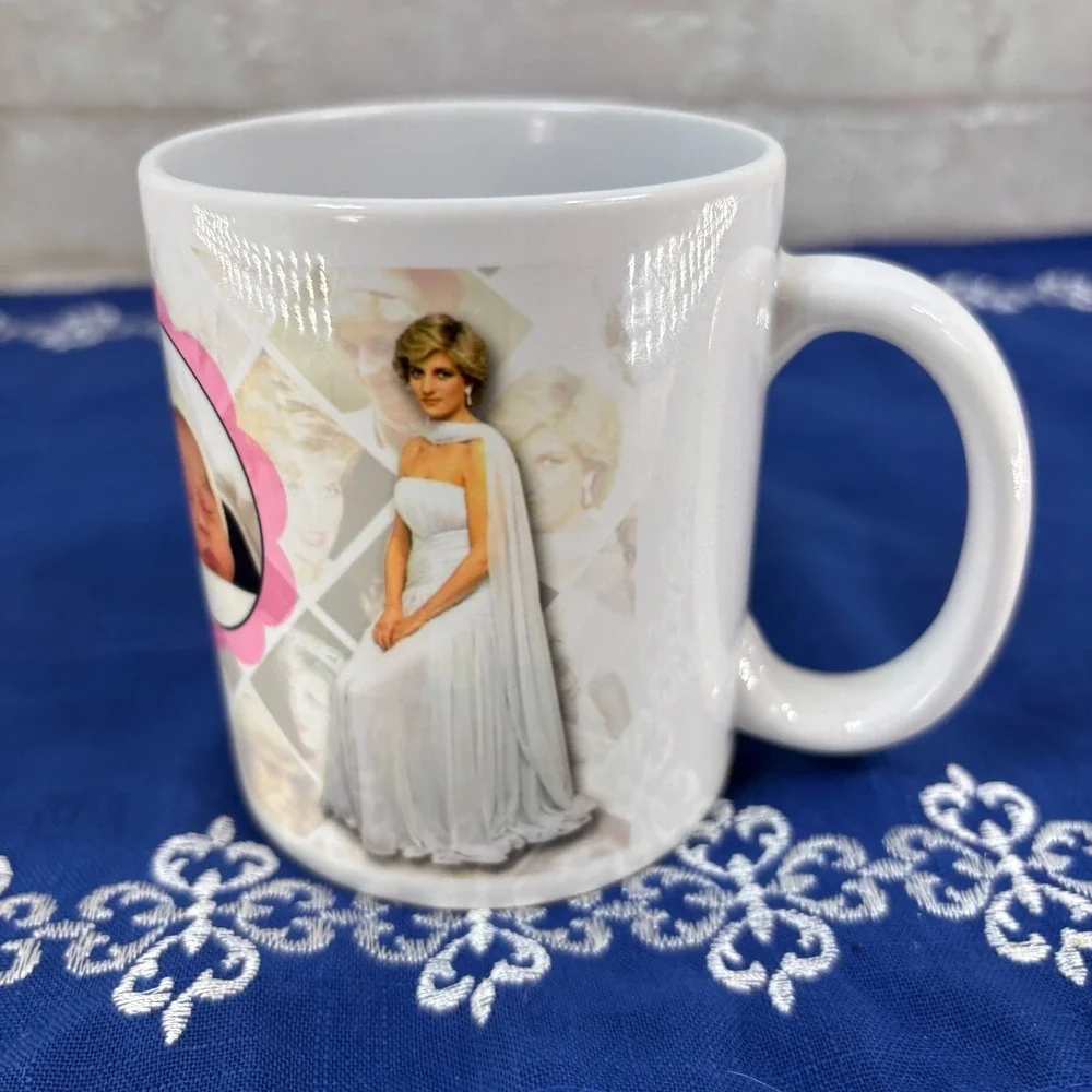 Princess Charlotte Commemorative Mug 2015 Birth - Princess Diana Photo Collage